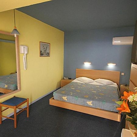 Phaedra Hotel Rhodes City Buitenkant foto